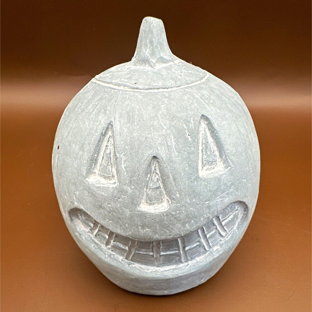 Vintage 2006 Isabel Bloom Cast Concrete Jack O Lantern Pumpkin Halloween Retired